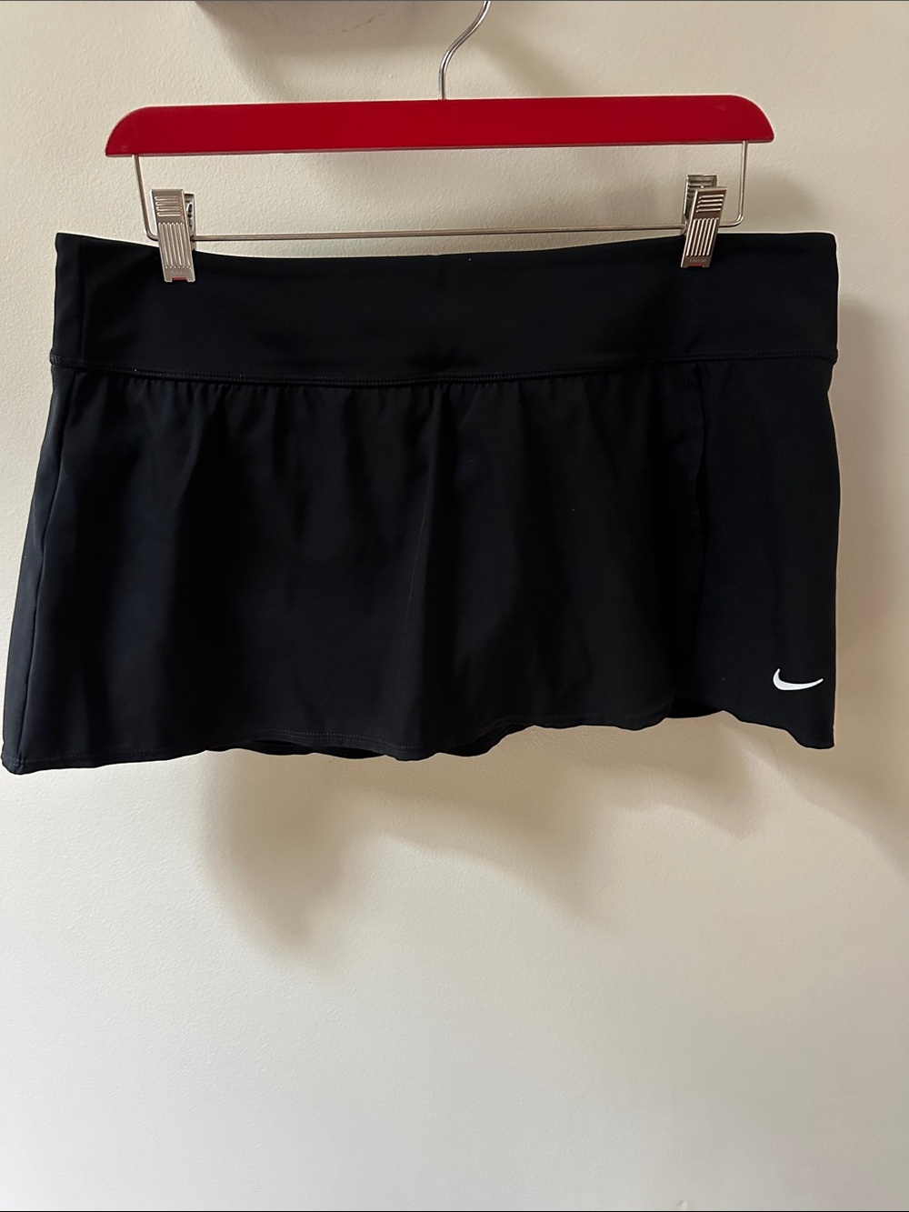 Nike Black Women's Circle Skater Golf/Tennis/Swim Skort with White Swoosh